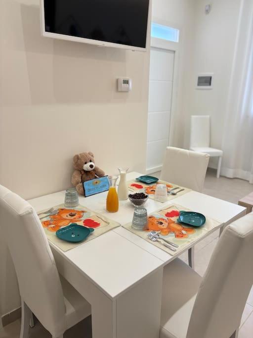 Teddy'S Home Luminoso Accogliente E Moderno Racale Extérieur photo