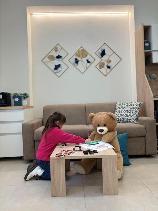 Teddy'S Home Luminoso Accogliente E Moderno Racale Extérieur photo